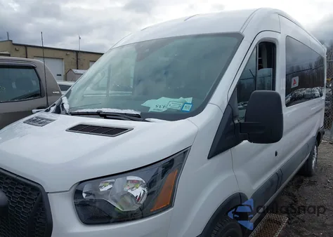 2024 Ford Transit-350 Passenger Van Xl z USA, uszkodzony, nr VIN 1FDAX2C86RKA04659